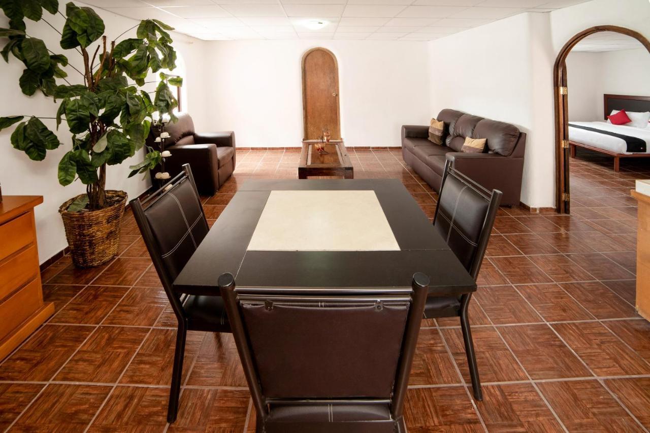 Capital O Next Yard Hotel & Suites Tequisquiapan 산루이스포토시주 외부 사진